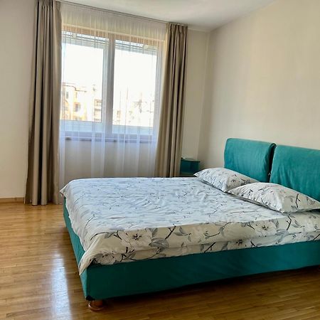 Fenix 2 Bedroom Apartment Varna Center Dış mekan fotoğraf