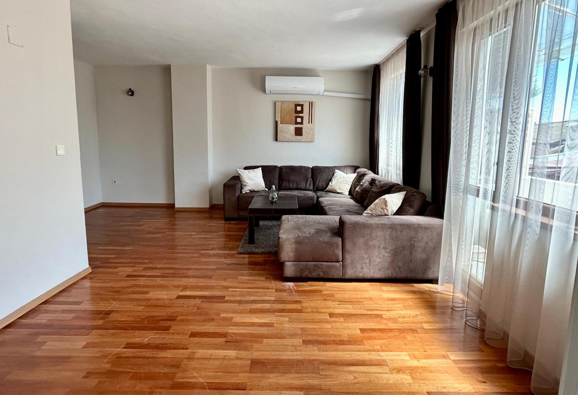 Fenix 2 Bedroom Apartment Varna Center Dış mekan fotoğraf